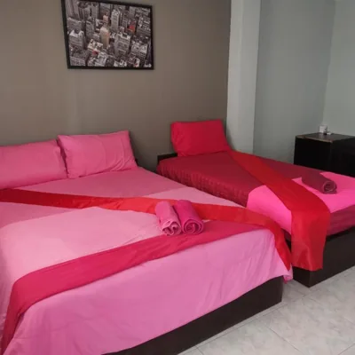 Quadruple Room with Private Bathroom — Haadrin Village near the pier